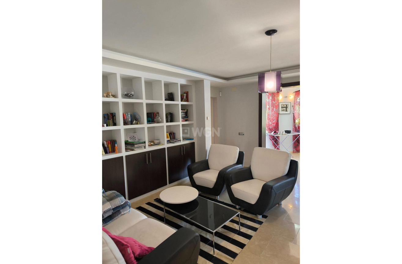 Odsprzedaż - Villa - Torrevieja - La Siesta