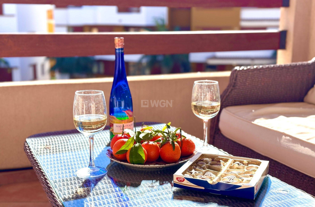 Resale - Apartment / flat - Torrevieja - Punta Prima