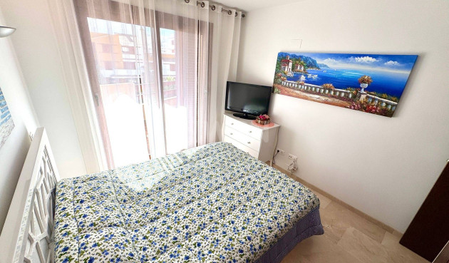 Resale - Apartment / flat - Torrevieja - Punta Prima