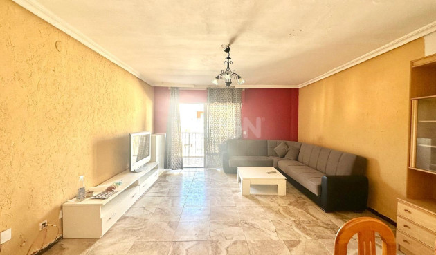Reventa - Apartamento / piso - Torrevieja - Acequion