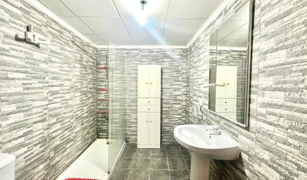 Reventa - Apartamento / piso - Torrevieja - Acequion