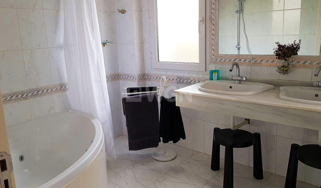 Resale - Townhouse - Marbella - La Reserva De Marbella