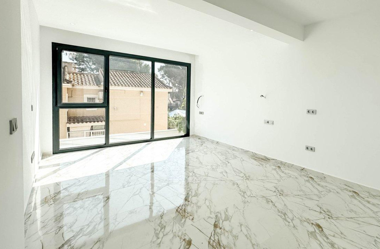 Resale - Villa - Torrevieja - Los Balcones - Los Altos del Edén