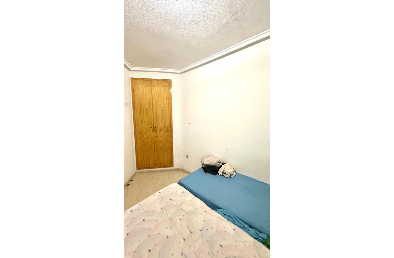 Reventa - Apartamento / piso - Torrevieja - Estacion De Autobuses