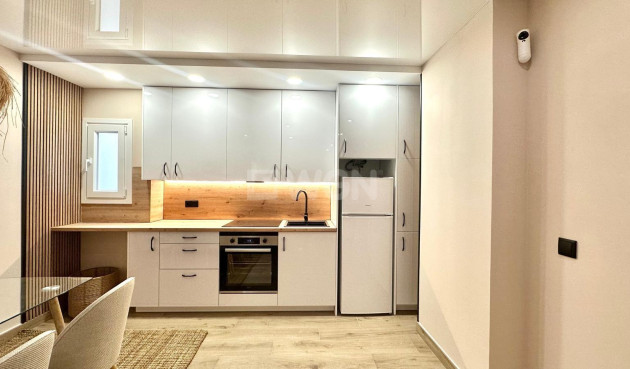 Resale - Apartment / flat - Torrevieja - Centro