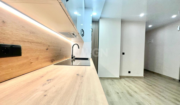 Resale - Apartment / flat - Torrevieja - Centro