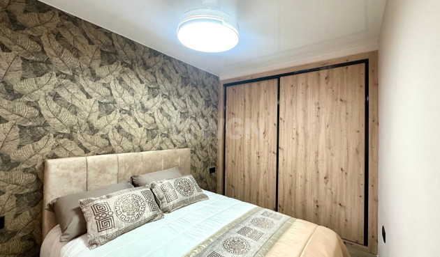 Resale - Apartment / flat - Torrevieja - Centro