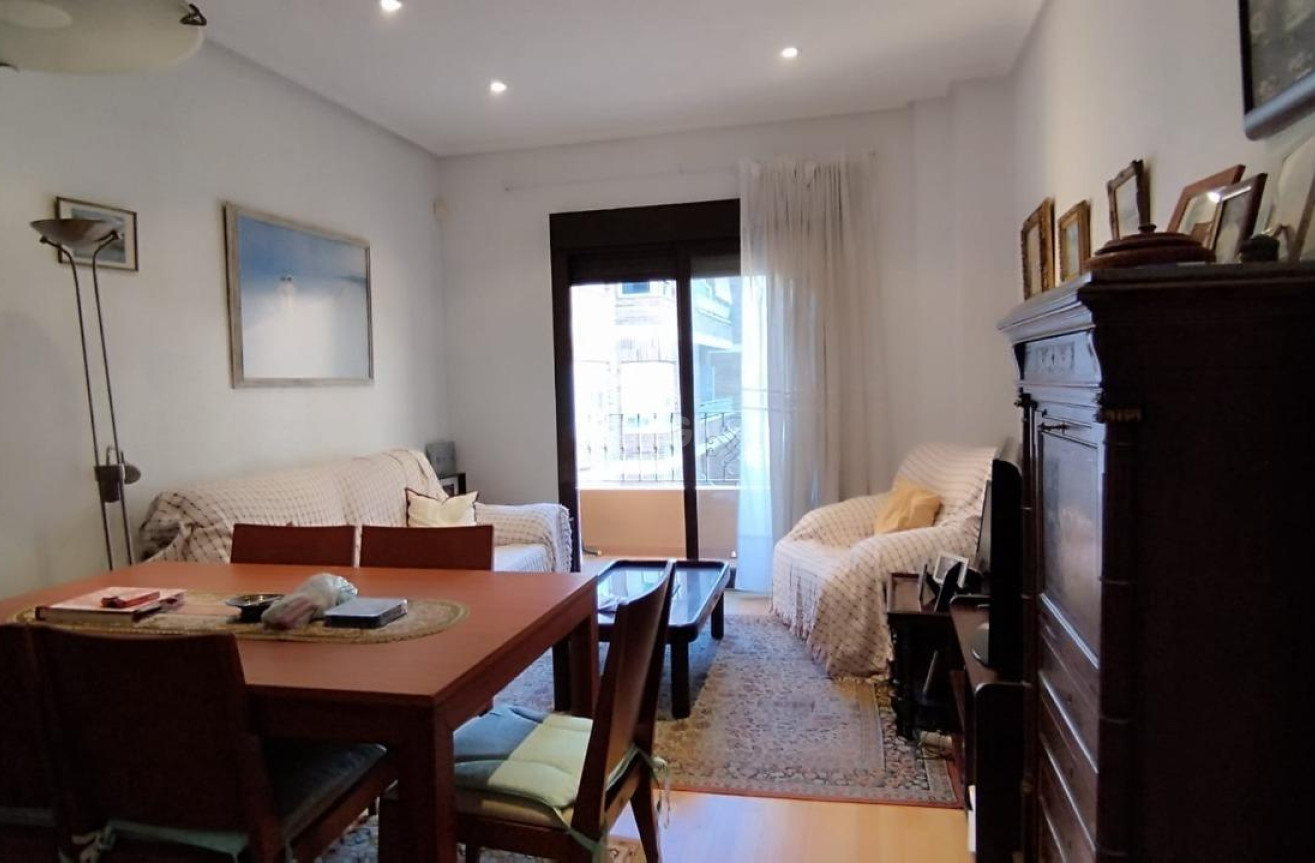 Resale - Apartment / flat - Torrevieja