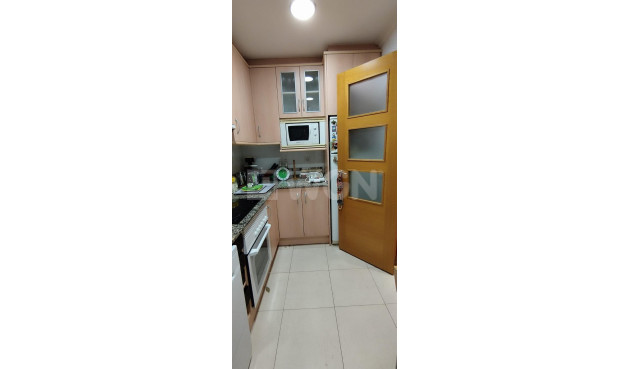Resale - Apartment / flat - Torrevieja
