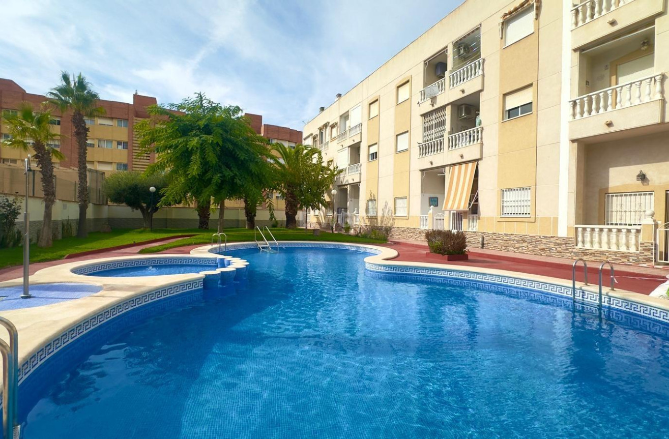 Reventa - Ático - Torrevieja - Estacion De Autobuses