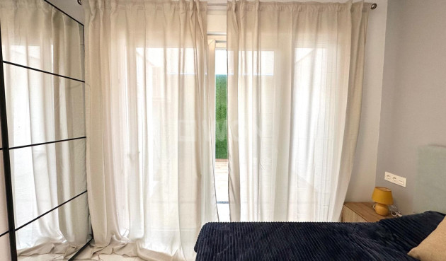 Reventa - Apartamento / piso - Torrevieja - Playa del Cura