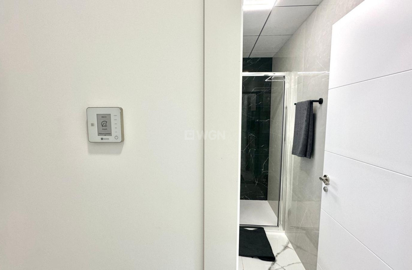 Reventa - Apartamento / piso - Torrevieja - Playa del Cura