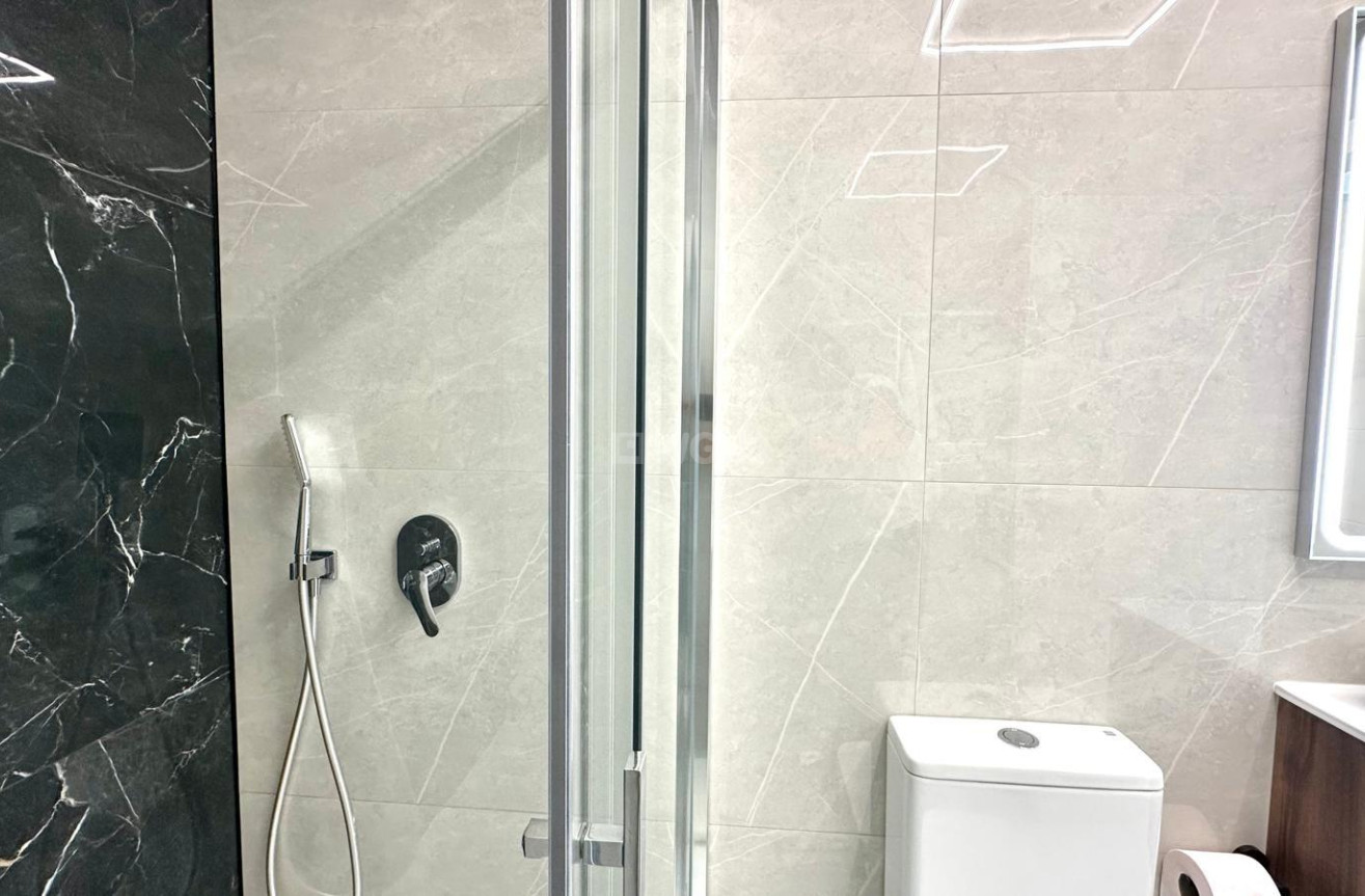 Reventa - Apartamento / piso - Torrevieja - Playa del Cura