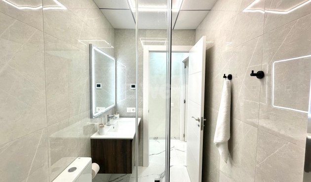 Reventa - Apartamento / piso - Torrevieja - Playa del Cura