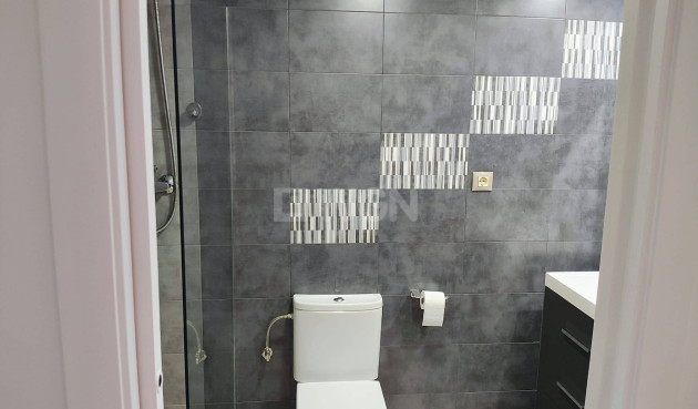 Reventa - Apartamento / piso - Lo Pagan - Villananitos