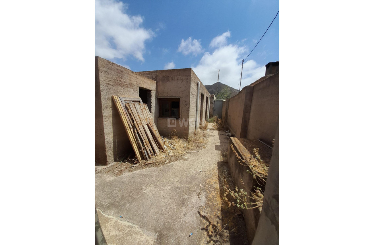 Resale - Townhouse - Cartagena - Perín