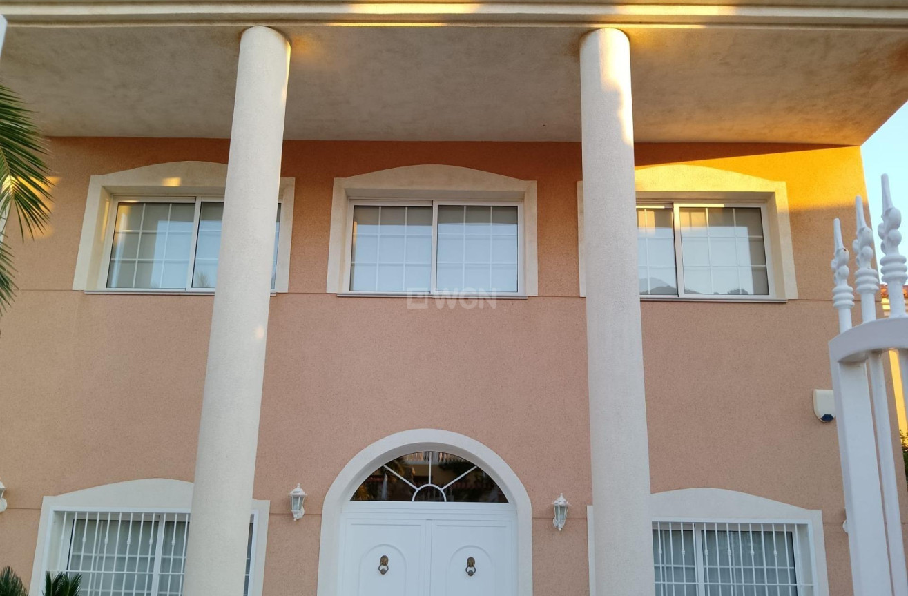 Odsprzedaż - Villa - Puerto de Mazarron - Bolnuevo