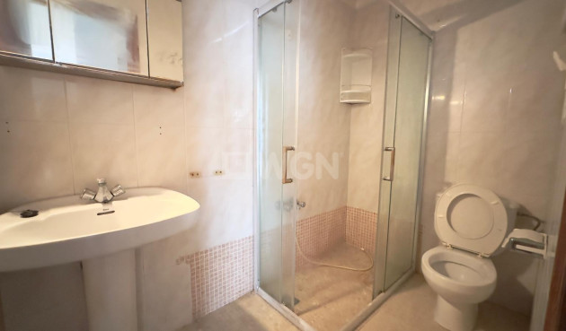 Resale - Apartment / flat - Torrevieja - Centro