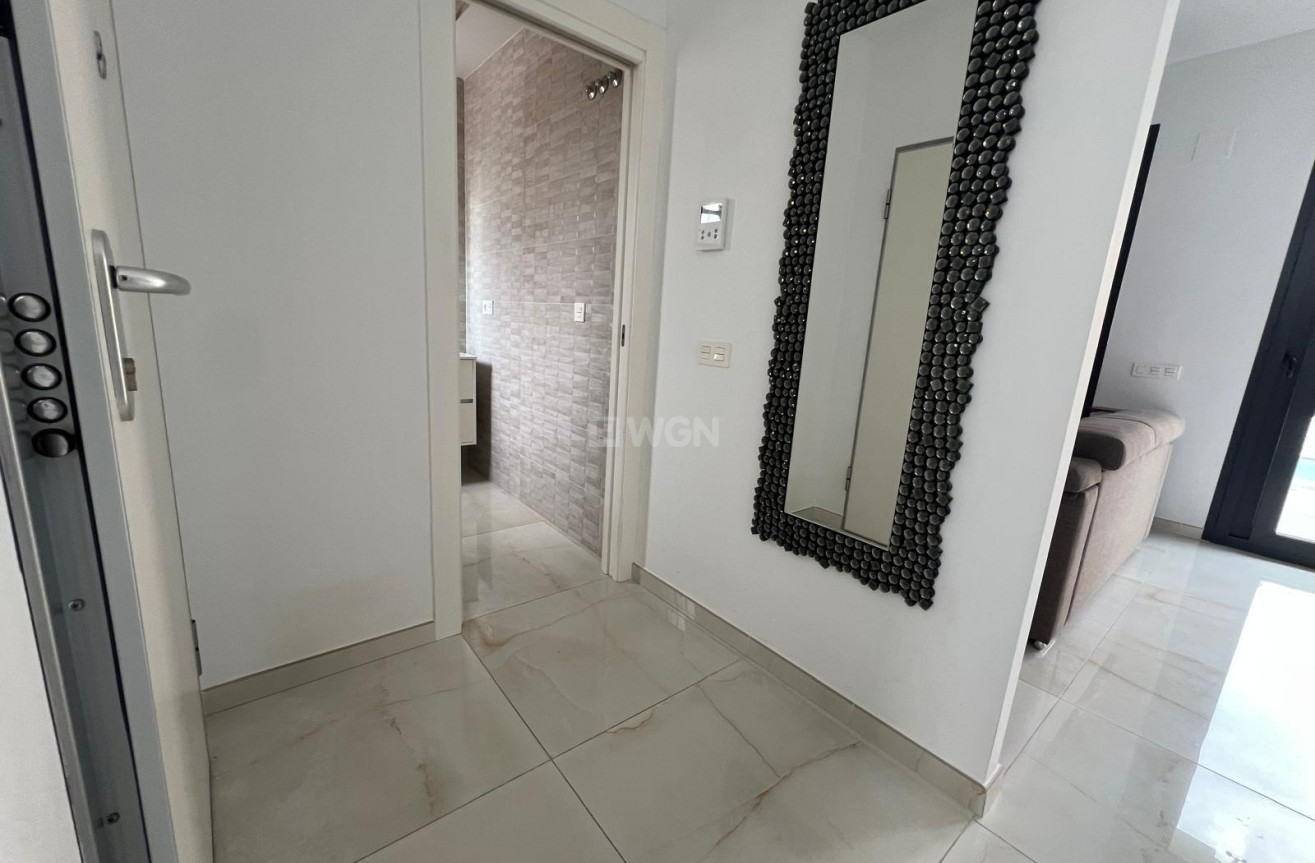 Odsprzedaż - Villa - Orihuela Costa - Lomas de Cabo Roig