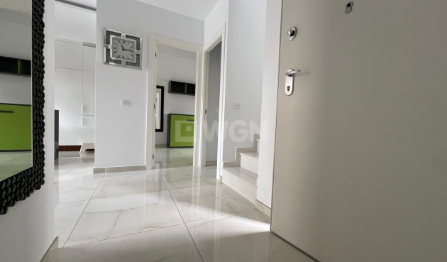 Odsprzedaż - Villa - Orihuela Costa - Lomas de Cabo Roig