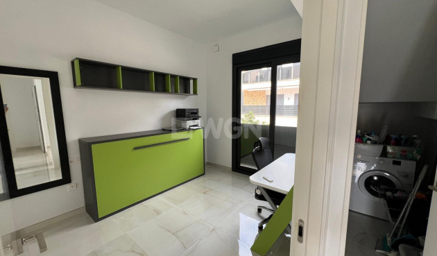 Odsprzedaż - Villa - Orihuela Costa - Lomas de Cabo Roig