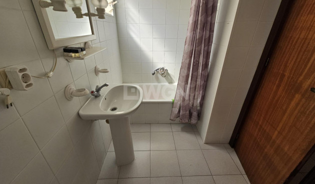 Resale - Apartment / flat - Torrevieja - Centro