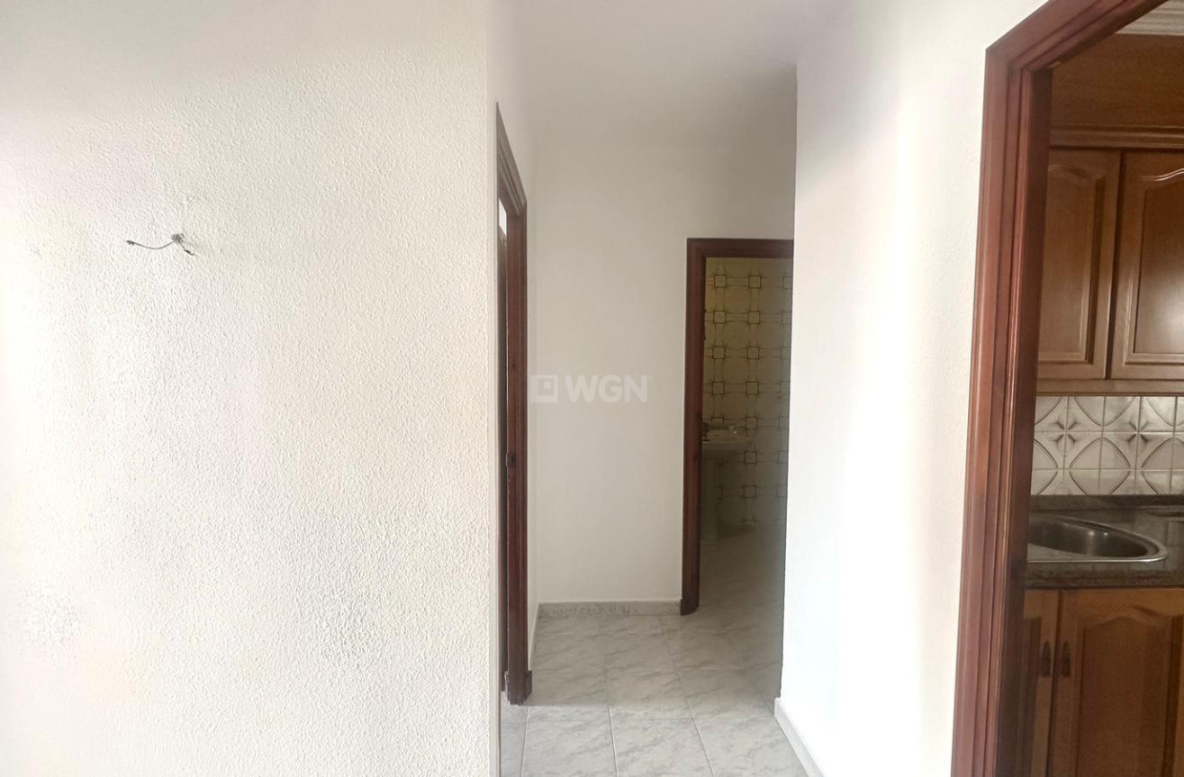 Reventa - Apartamento / piso - Torrevieja - Estacion De Autobuses