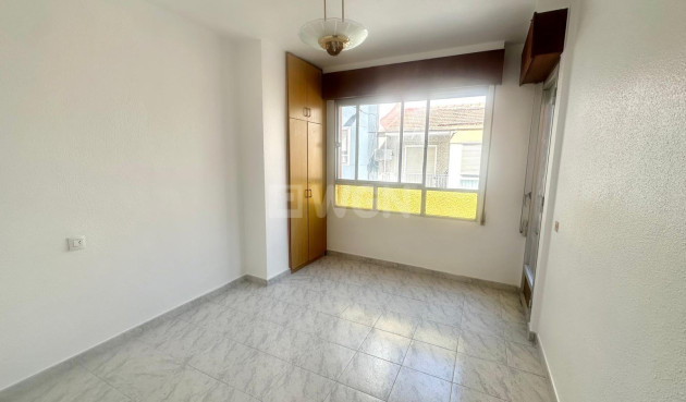 Reventa - Apartamento / piso - Torrevieja - Estacion De Autobuses