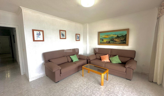 Resale - Apartment / flat - Torrevieja - Centro