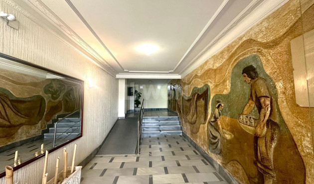 Resale - Apartment / flat - Torrevieja - Centro