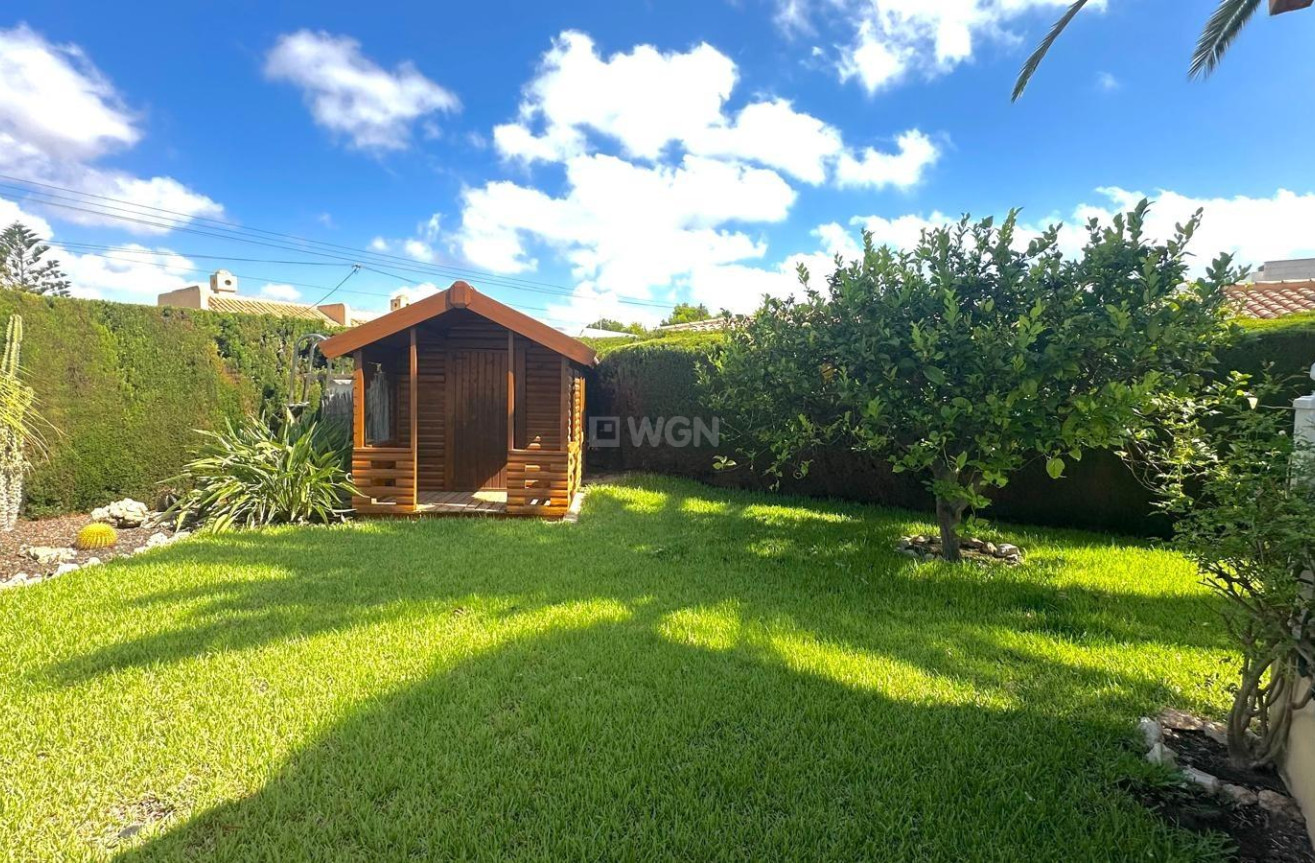 Odsprzedaż - Villa - Cabo Roig - Costa Blanca