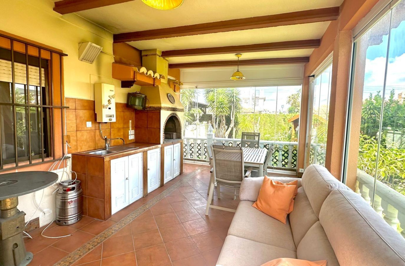 Odsprzedaż - Villa - Cabo Roig - Costa Blanca