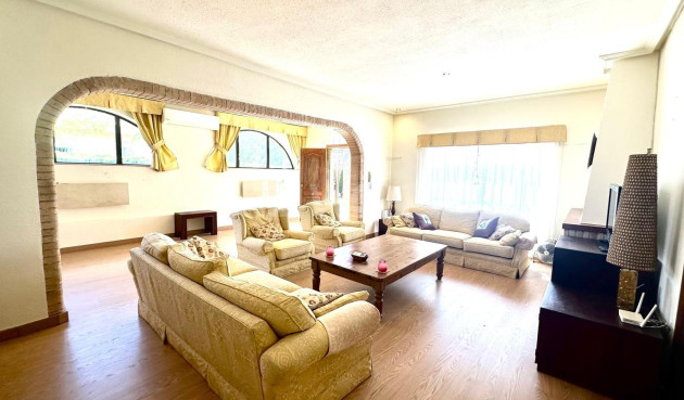 Odsprzedaż - Villa - Cabo Roig - Costa Blanca