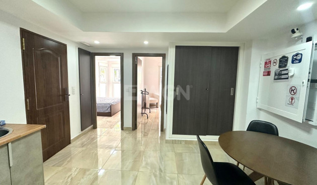 Resale - Apartment / flat - Torrevieja