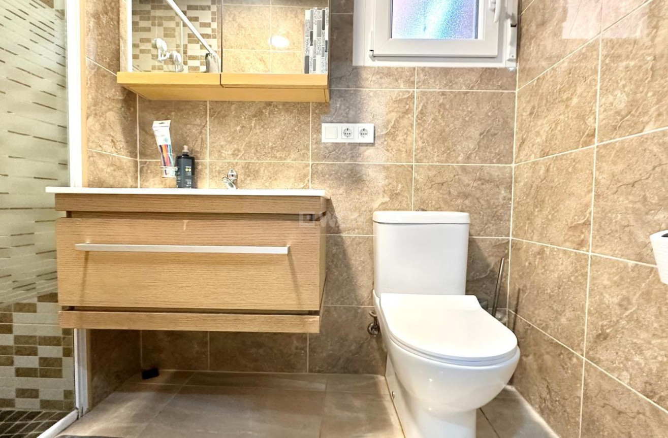 Resale - Apartment / flat - Torrevieja