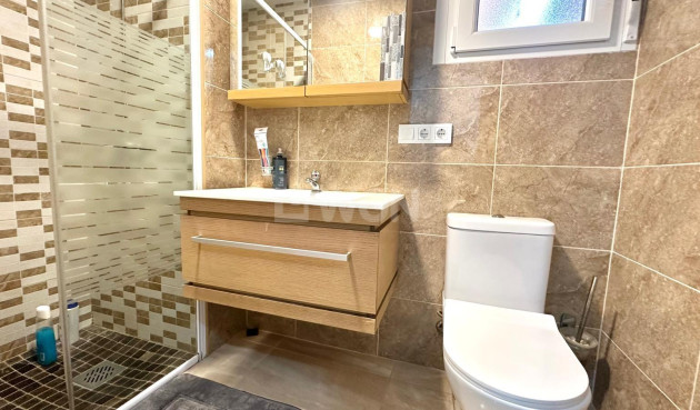 Resale - Apartment / flat - Torrevieja