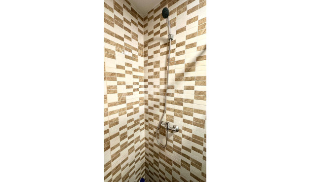 Resale - Apartment / flat - Torrevieja