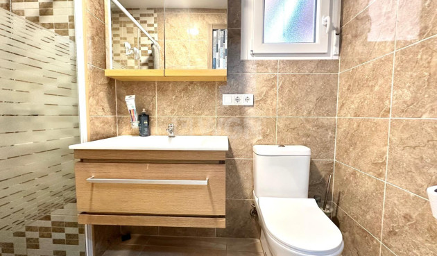 Resale - Apartment / flat - Torrevieja