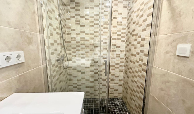 Resale - Apartment / flat - Torrevieja