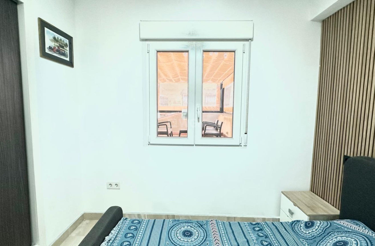 Resale - Apartment / flat - Torrevieja