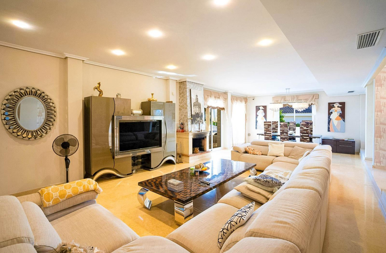 Odsprzedaż - Villa - Torrevieja - Torre La Mata