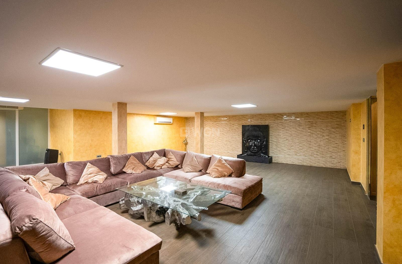 Odsprzedaż - Villa - Torrevieja - Torre La Mata