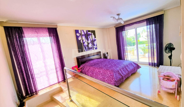 Odsprzedaż - Villa - Torrevieja - Torre La Mata