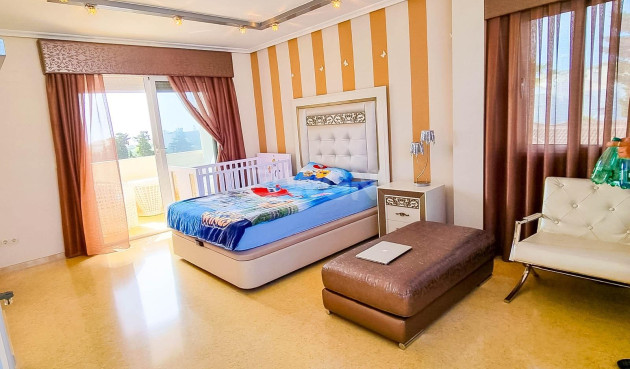 Odsprzedaż - Villa - Torrevieja - Torre La Mata