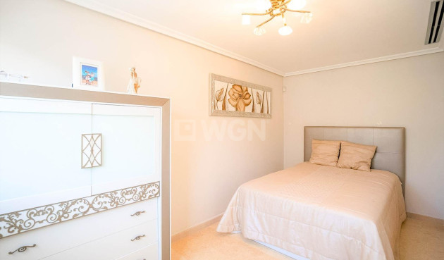 Odsprzedaż - Villa - Torrevieja - Torre La Mata