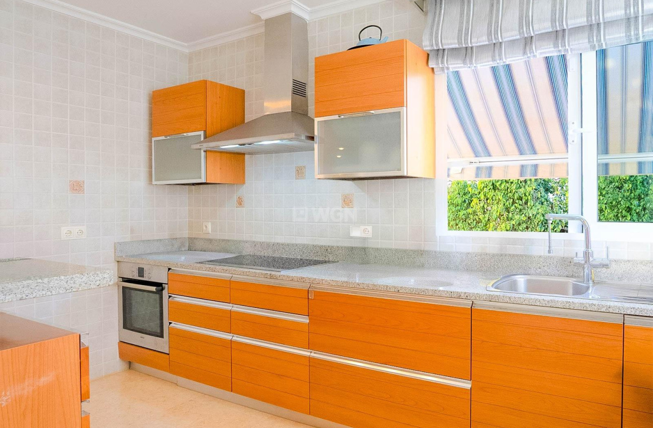 Odsprzedaż - Villa - Torrevieja - Torre La Mata