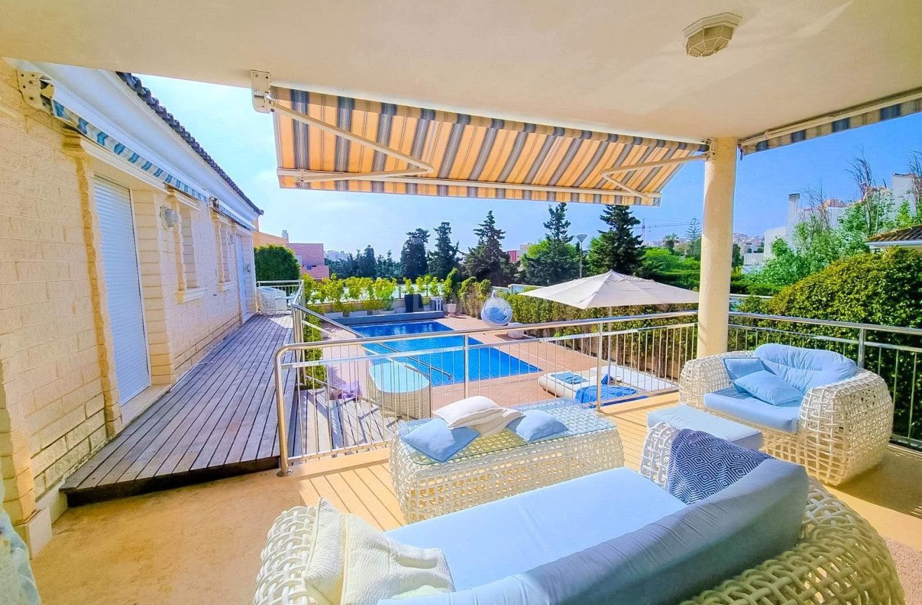 Odsprzedaż - Villa - Torrevieja - Torre La Mata