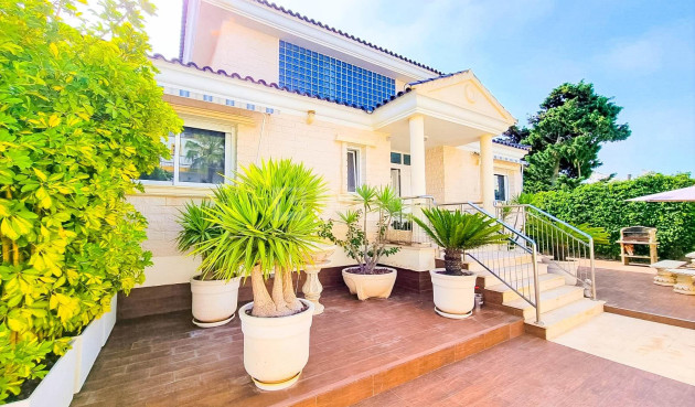 Odsprzedaż - Villa - Torrevieja - Torre La Mata