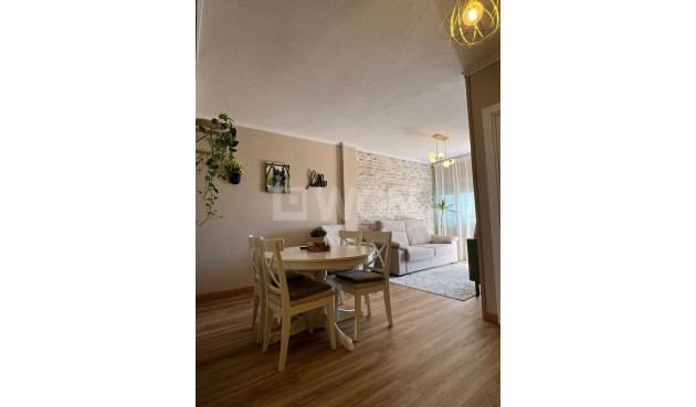 Resale - Apartment / flat - Pilar de la Horadada - La Torre de la Horadada