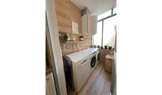 Resale - Apartment / flat - Pilar de la Horadada - La Torre de la Horadada